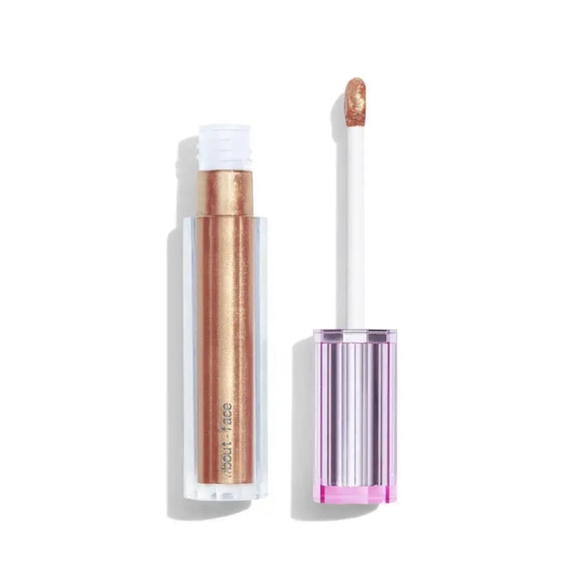 about- face Light Lock Lip Gloss in Shade: Payton, 4.3ml/0.14fl oz - Picture 3 of 9